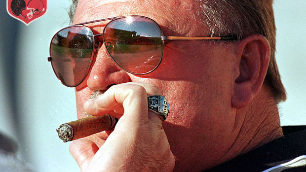 ditka-cigar-960.jpg